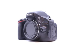 Nikon D5100