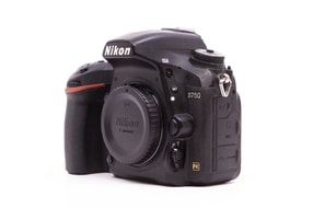 Nikon D750