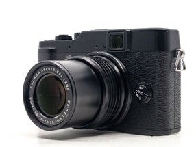 Fujifilm X10