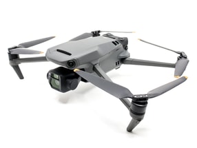 DJI Mavic 3 Fly More Combo