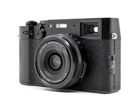 Fujifilm X100V