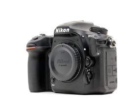 Nikon D500