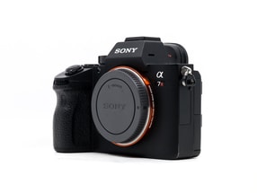 Sony Alpha A7R III