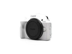 Canon EOS R50