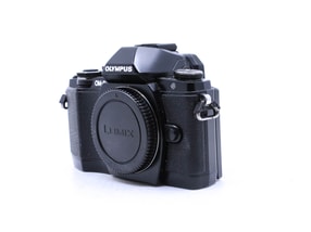 Olympus OM-D E-M10
