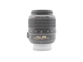 Nikon AF-S DX Nikkor 18-55mm f/3.5-5.6G VR