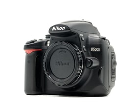 Nikon D5000