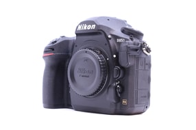 Nikon D850