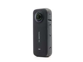 Insta360 X3