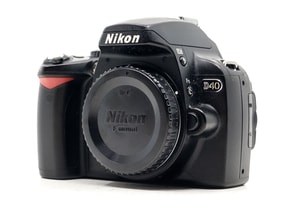 Nikon D40