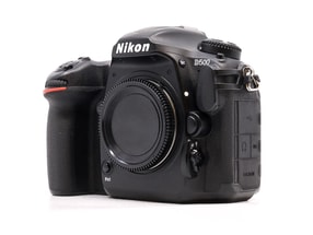 Nikon D500