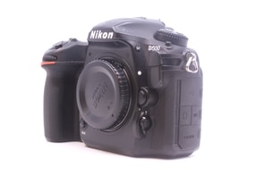 Nikon D500