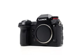 Panasonic Lumix DC-S1