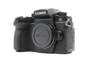 Panasonic Lumix DC-G90