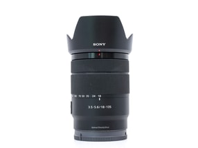 Sony E 18-135mm f/3.5-5.6 OSS