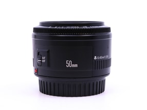 Canon EF 50mm f/1.8 II