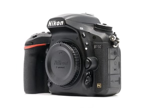 Nikon D750