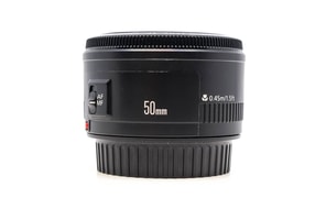 Canon EF 50mm f/1.8 II