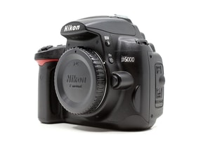 Nikon D5000