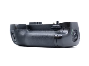 Nikon MB-D15 Battery Grip
