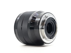 Sony E 10-18mm f/4 OSS