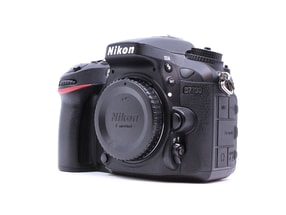 Nikon D7100