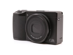 Ricoh GR IIIx HDF