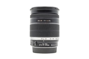 Canon EF-S 18-200mm f/3.5-5.6 IS