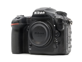 Nikon D500