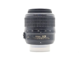 Nikon AF-S DX Nikkor 18-55mm f/3.5-5.6G VR