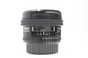 Nikon AF Nikkor 20mm f/2.8
