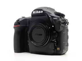 Nikon D850