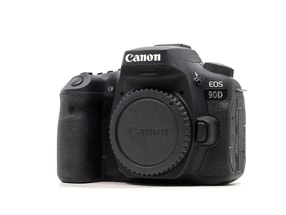 Canon EOS 90D