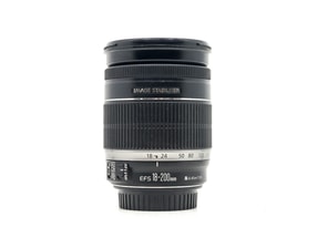 Canon EF-S 18-200mm f/3.5-5.6 IS