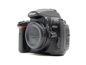 Nikon D5000