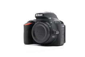 Nikon D5600