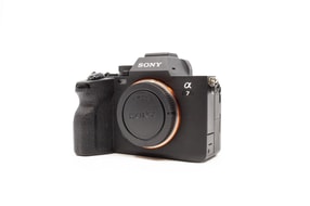 Sony Alpha A7 IV