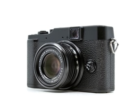 Fujifilm X10