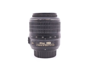 Nikon AF-S DX Nikkor 18-55mm f/3.5-5.6G VR