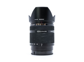 Sony 18-200mm f/3.5-6.3 DT AF - Attacco Sony A