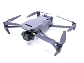 DJI Mavic 3 Cine Premium Combo