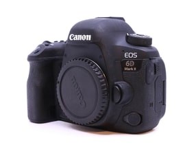 Canon EOS 6D Mark II