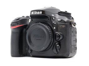 Nikon D7100