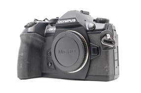 Olympus OM-D E-M1 Mark II