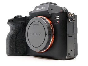 Sony Alpha A7R IV