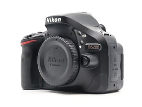 Nikon D5200