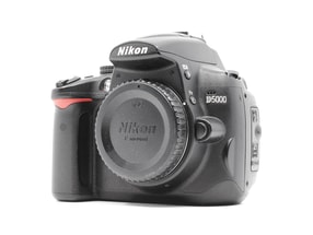 Nikon D5000