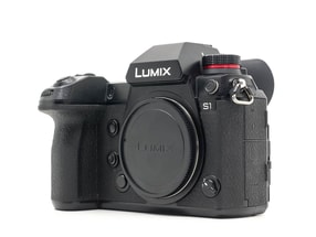 Panasonic Lumix DC-S1