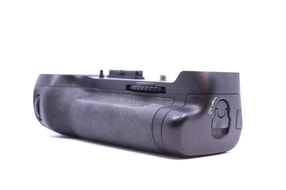 Nikon MB-D12 Battery Grip