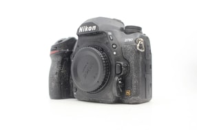 Nikon D780